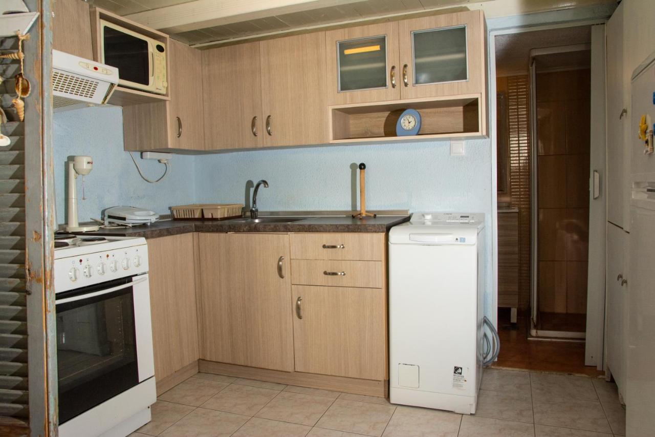 Modern Apartment 100M. From The Sea Skála Foúrkas 외부 사진